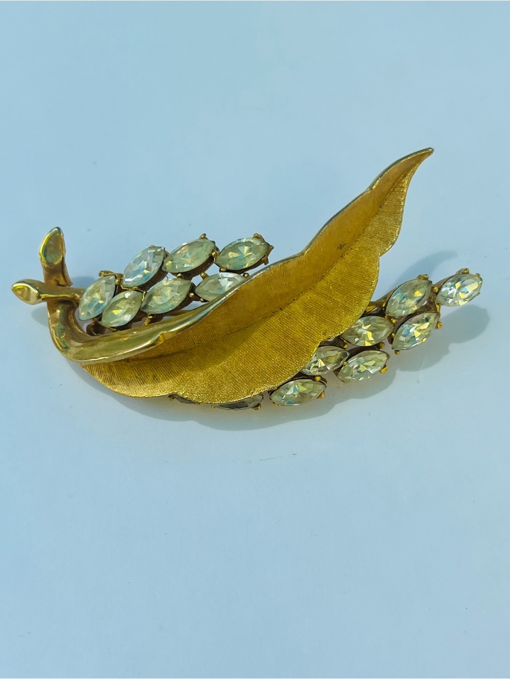 Vntg. Signed BSK Gold Leaf and Crystal Accent Brooch